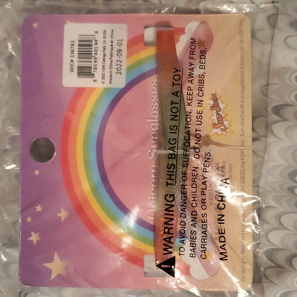 🦄Sun-staches unicorn sunglasses - Picture 2 of 4